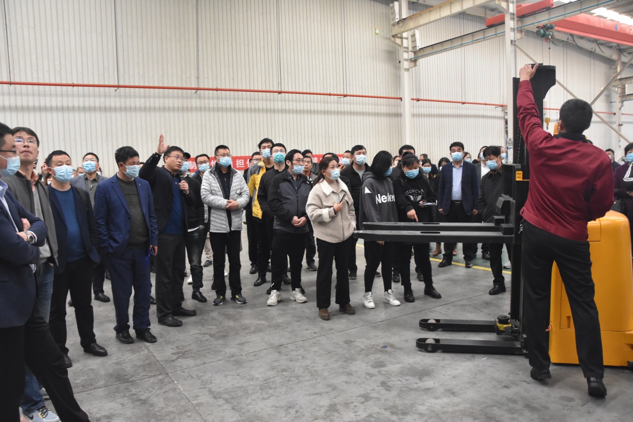 激光導航ＡＧＶ叉車